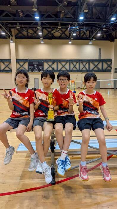 四年級女子團體